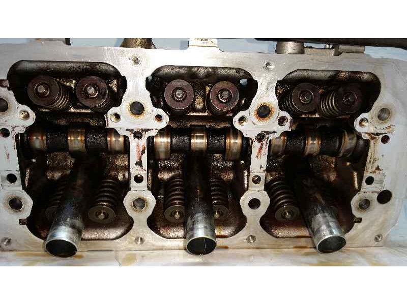 Recambio de culata para chrysler 300 m (lr) 3.5 cat referencia OEM IAM 4663894R  IZQUIERDA SE RECOMIENDA COMPROBAR A PRESIÓN