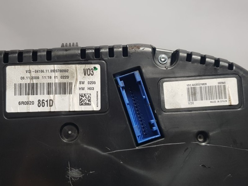 Recambio de cuadro instrumentos para volkswagen polo (6r1) advance referencia OEM IAM 6R0920861D A2C53376828 VDO