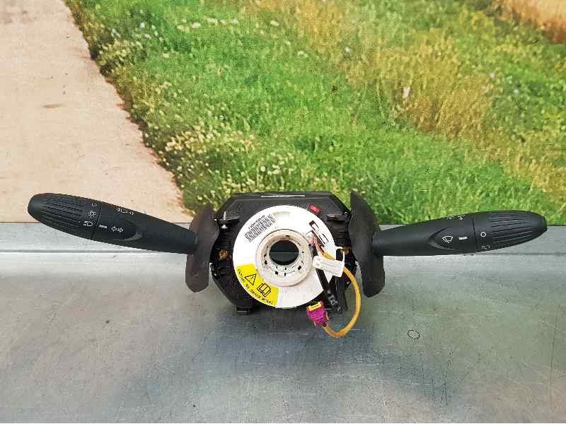 Recambio de mando luces y limpia para ford ka (ccu) titanium referencia OEM IAM 7355593080  