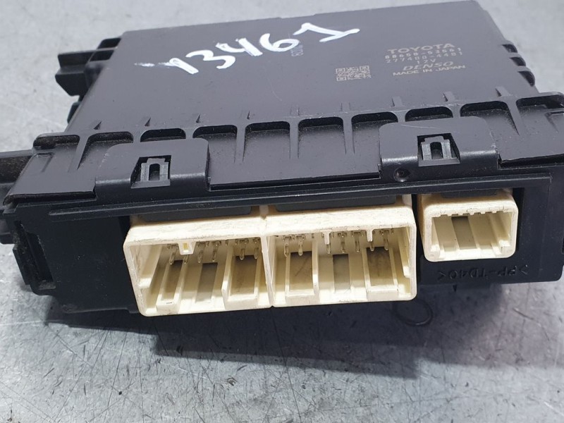 Recambio de modulo electronico para lexus is 300h referencia OEM IAM 8865053561 2774004481 DENSO