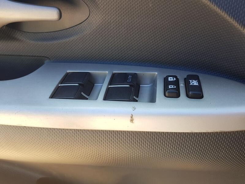 Recambio de mando elevalunas delantero izquierdo para toyota urban cruiser (_p1_) 1.33 (nsp110_) referencia OEM IAM 8482012520  