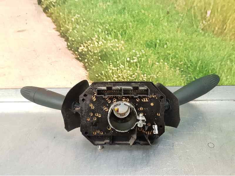 Recambio de mando luces y limpia para ford ka (ccu) titanium referencia OEM IAM 7355593080  