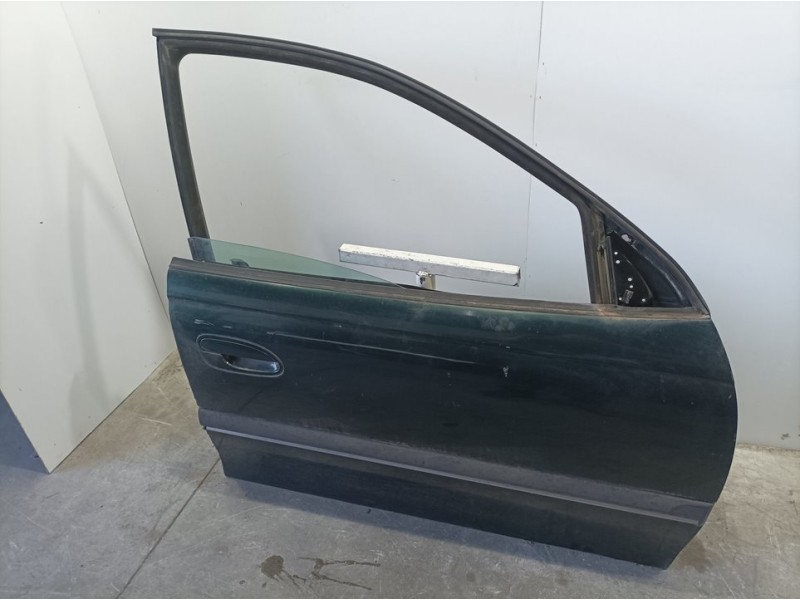 Recambio de puerta delantera derecha para opel omega b básico berlina referencia OEM IAM   ROZADA