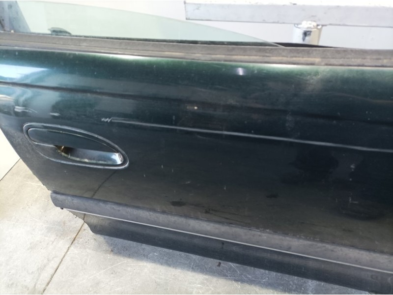 Recambio de puerta delantera derecha para opel omega b básico berlina referencia OEM IAM   ROZADA