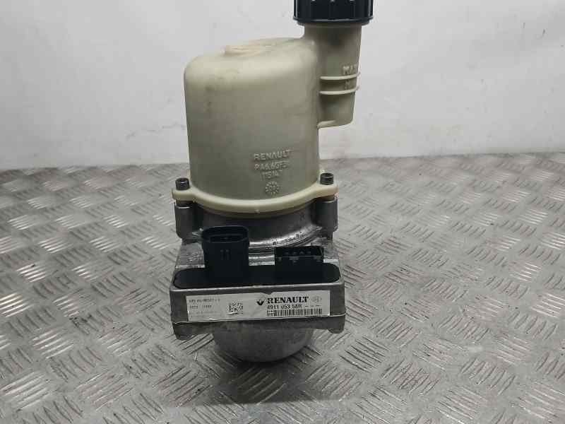 Recambio de bomba direccion electrica para dacia sandero laureate referencia OEM IAM 491105358R A5100303A 