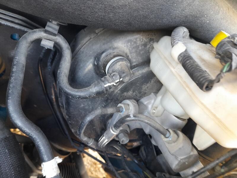 Recambio de servofreno para chevrolet cruze (j300) 1.6 referencia OEM IAM 13286441  