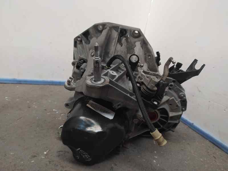 Recambio de caja cambios para dacia sandero laureate referencia OEM IAM JR5166 A022954 5VELOCIDADES