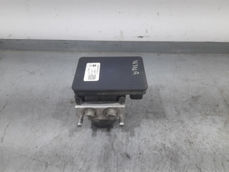 Recambio de abs para opel insignia berlina selective referencia OEM IAM 23321783  