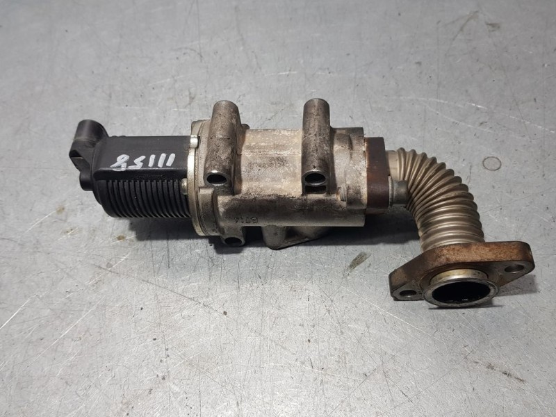 Recambio de valvula egr para alfa romeo 156 1.9 jtd 8v progression referencia OEM IAM 65215029 72264640 PIERBURG