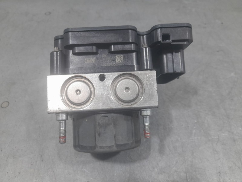 Recambio de abs para toyota auris active referencia OEM IAM 4454002380  