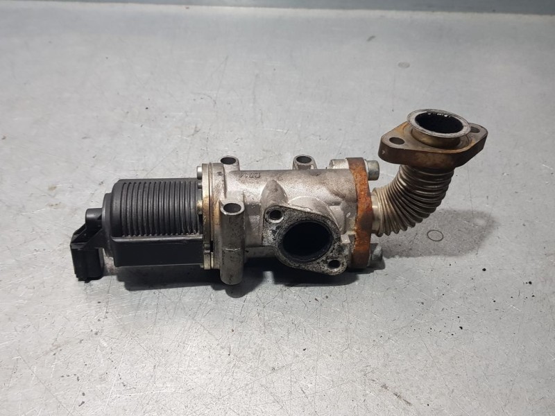Recambio de valvula egr para alfa romeo 156 1.9 jtd 8v progression referencia OEM IAM 65215029 72264640 PIERBURG
