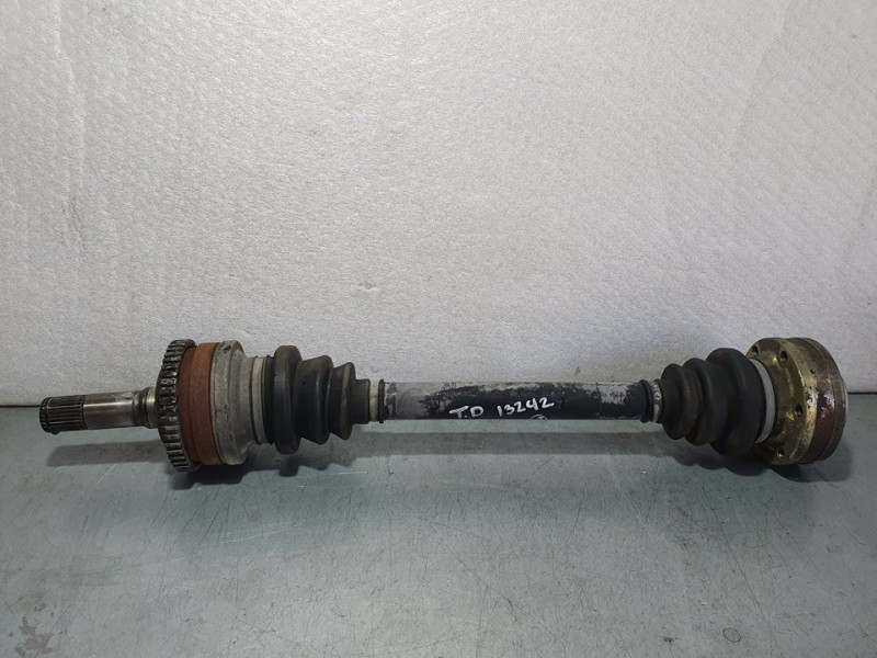 Recambio de transmision trasera derecha para opel omega b básico berlina referencia OEM IAM SIN REF  