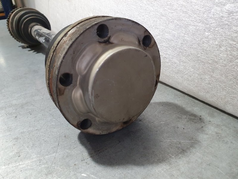 Recambio de transmision trasera derecha para opel omega b básico berlina referencia OEM IAM SIN REF  