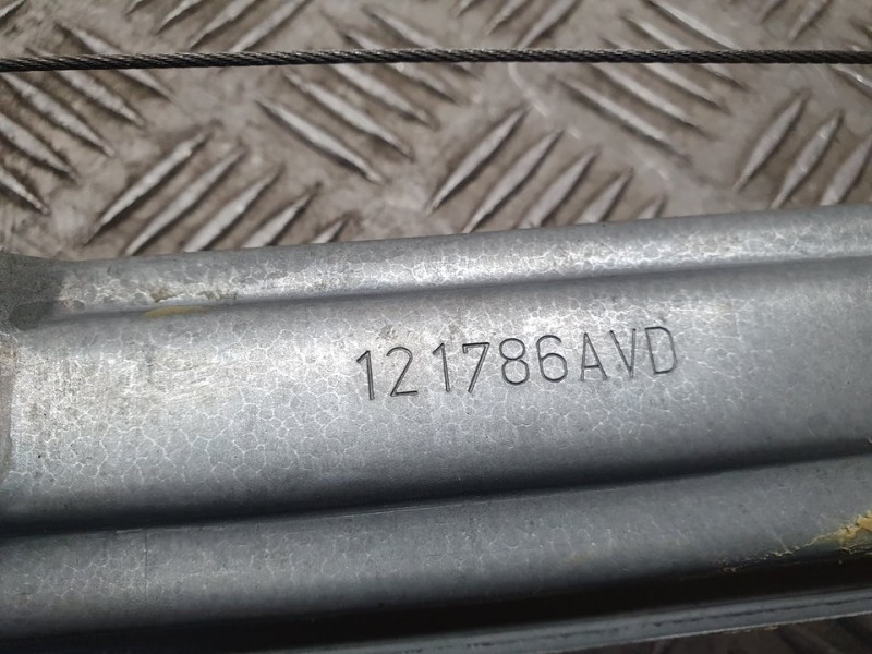 Recambio de elevalunas delantero derecho para ds 4 desire referencia OEM IAM 121786AVD  ELECTRICO