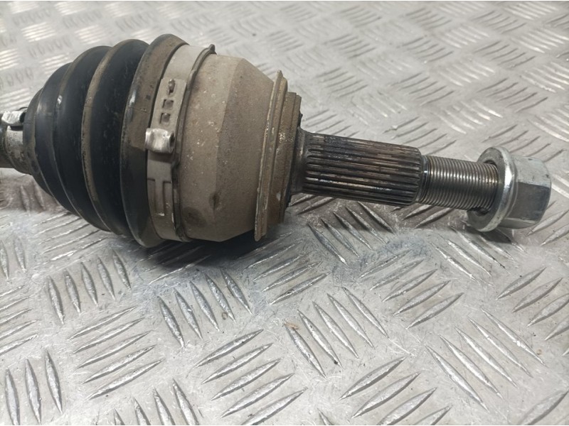 Recambio de transmision delantera derecha para nissan qashqai (j11) acenta referencia OEM IAM 10454875 10454875 