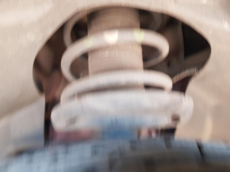 Recambio de amortiguador delantero izquierdo para opel crossland x / crossland (p17, p2qo) 1.6 turbo d (75) referencia OEM IAM 9