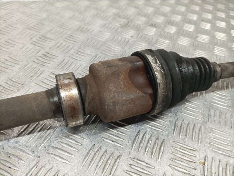 Recambio de transmision delantera derecha para renault kangoo profesional referencia OEM IAM 391001209R  