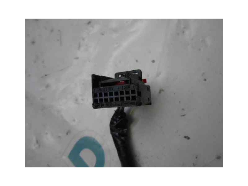 Recambio de retrovisor derecho para volkswagen jetta (1k2) 1.9 tdi referencia OEM IAM   ELECTRICO5 5 CABLES