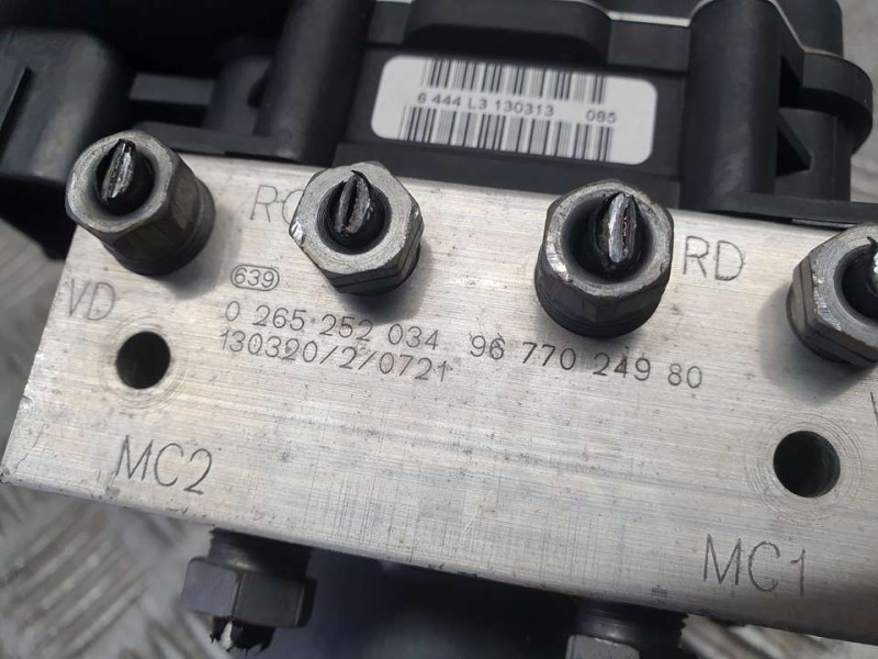 Recambio de abs para citroën c4 lim. seduction referencia OEM IAM 9677024980 0265252034 BOSCH