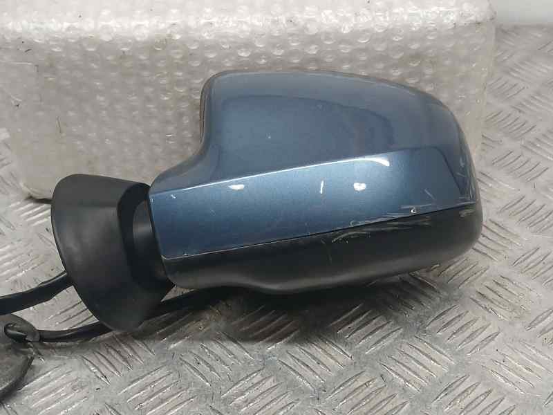 Recambio de retrovisor izquierdo para dacia sandero laureate referencia OEM IAM 963023520R  ELECTRICO 5 CABLES