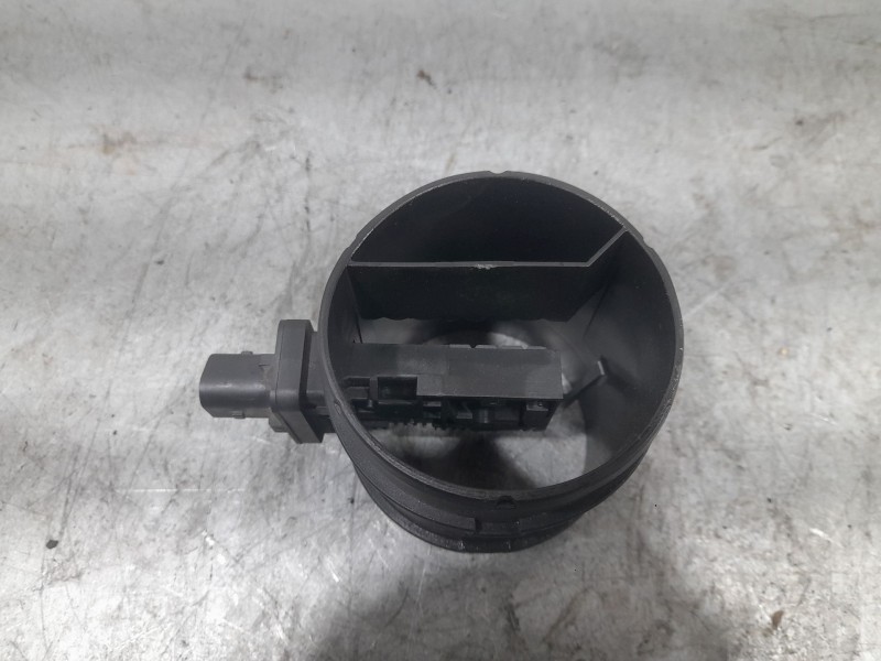 Recambio de caudalimetro para opel insignia berlina selective referencia OEM IAM 55562426  