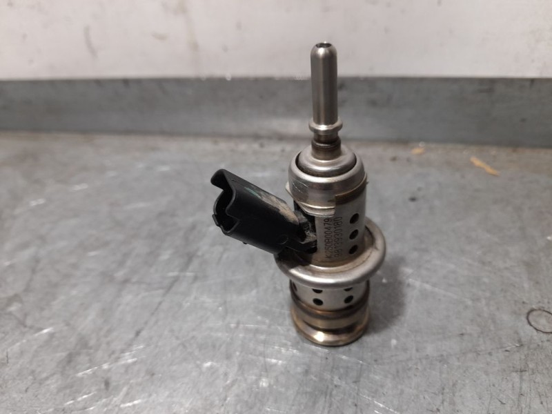 Recambio de inyector adblue para peugeot 208 1.6 e-hdi fap referencia OEM IAM 9813930180 K250B00479 