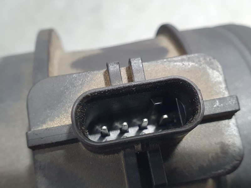 Recambio de caudalimetro para skoda superb (3v3) active referencia OEM IAM 03L906461A 0281002956 BOSCH