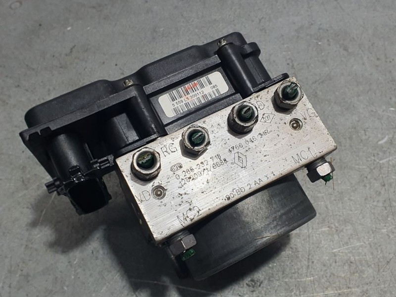 Recambio de abs para dacia sandero stepway referencia OEM IAM 476604621R 0265232718 BOSCH