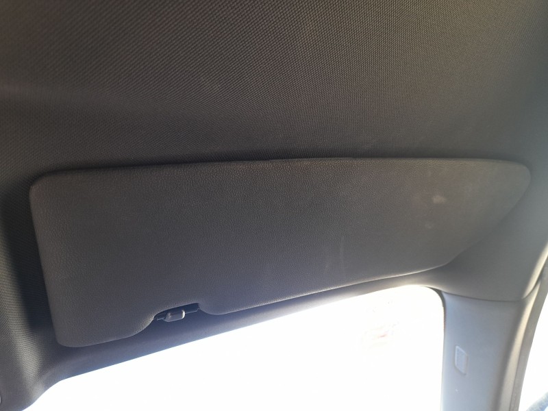 Recambio de parasol derecho para bmw 1 (e81) 118 d referencia OEM IAM 51167252504  