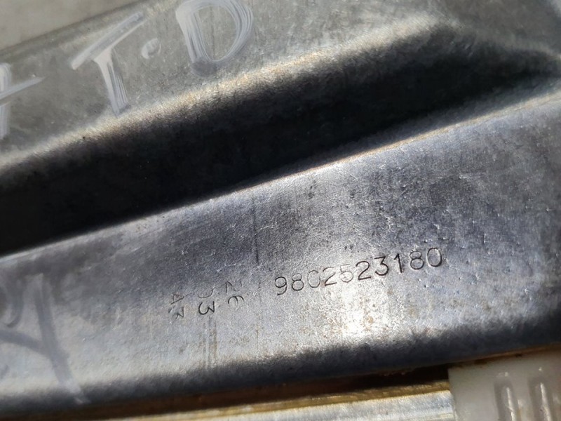 Recambio de elevalunas trasero derecho para citroën c4 lim. seduction referencia OEM IAM 9802523180  ELECTRICO 6 PINES