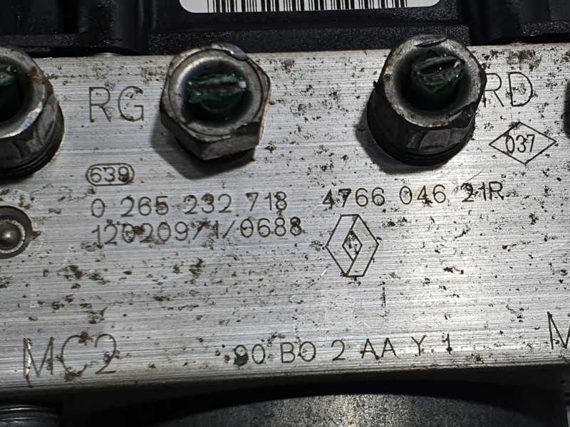 Recambio de abs para dacia sandero stepway referencia OEM IAM 476604621R 0265232718 BOSCH