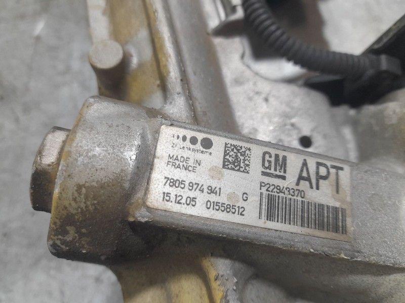 Recambio de cremallera direccion para opel insignia berlina selective referencia OEM IAM 01558512  