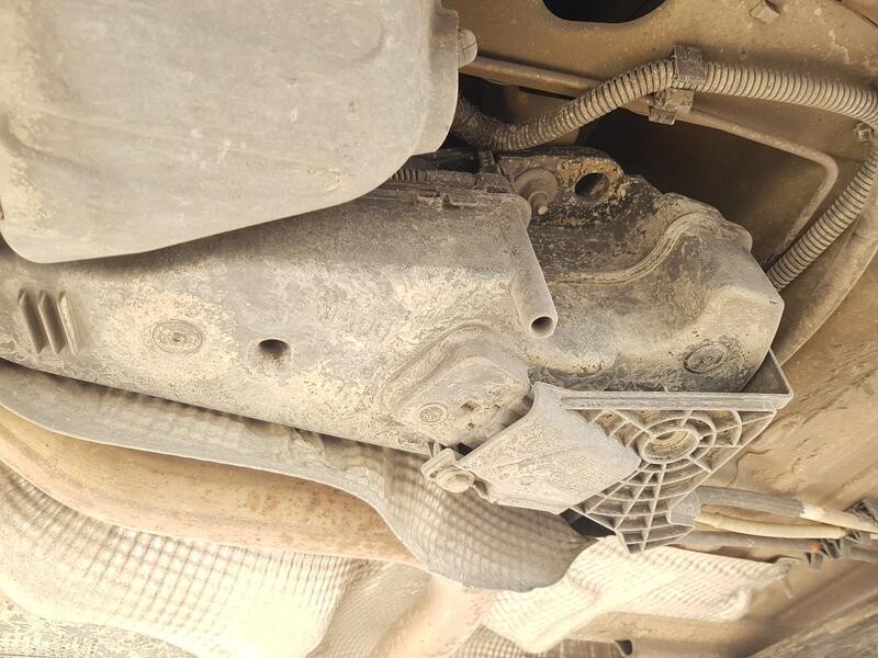 Recambio de deposito aditivo para opel crossland x / crossland (p17, p2qo) 1.6 turbo d (75) referencia OEM IAM 9815712680  