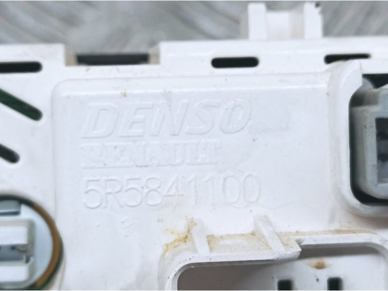 Recambio de mando calefaccion / aire acondicionado para renault clio iv limited referencia OEM IAM 5R5841100  DENSO