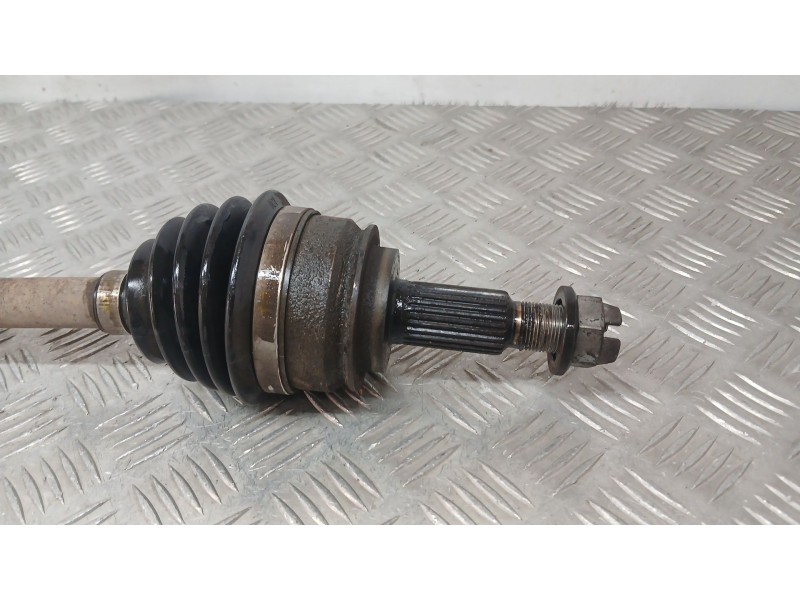 Recambio de transmision delantera derecha para mercedes-benz citan monospace (w415) 109 cdi (415.703) referencia OEM IAM 3910075