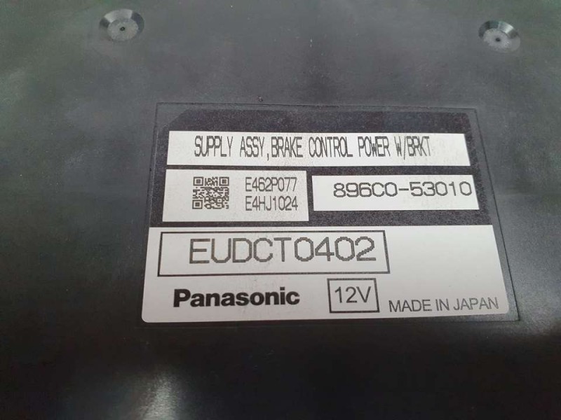 Recambio de modulo electronico para lexus is 300h referencia OEM IAM 896C053010 E462P077 E4HJ1024