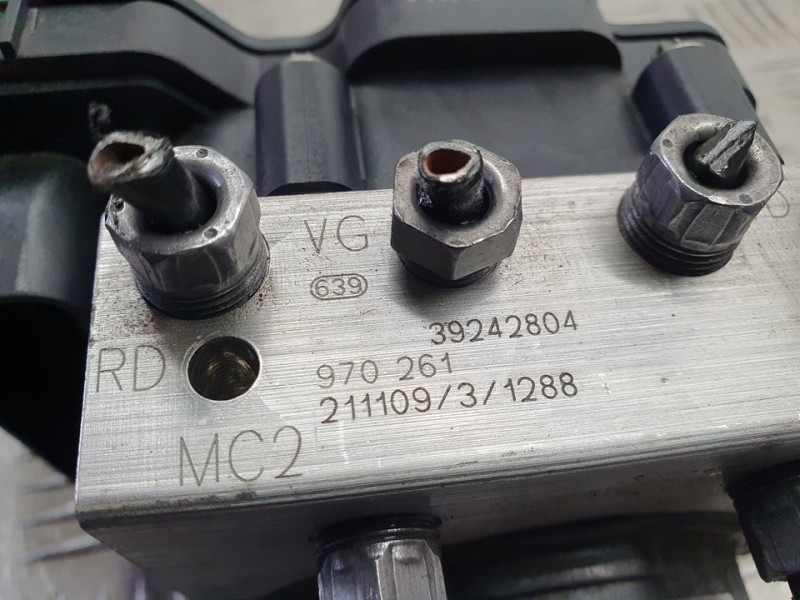 Recambio de abs para citroën c3 aircross c-series referencia OEM IAM 39242804 970261 
