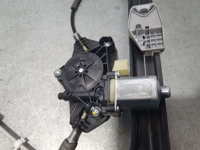 Recambio de elevalunas delantero izquierdo para skoda superb (3v3) active referencia OEM IAM 3V0837461A  ELECTRICO 2 PINS