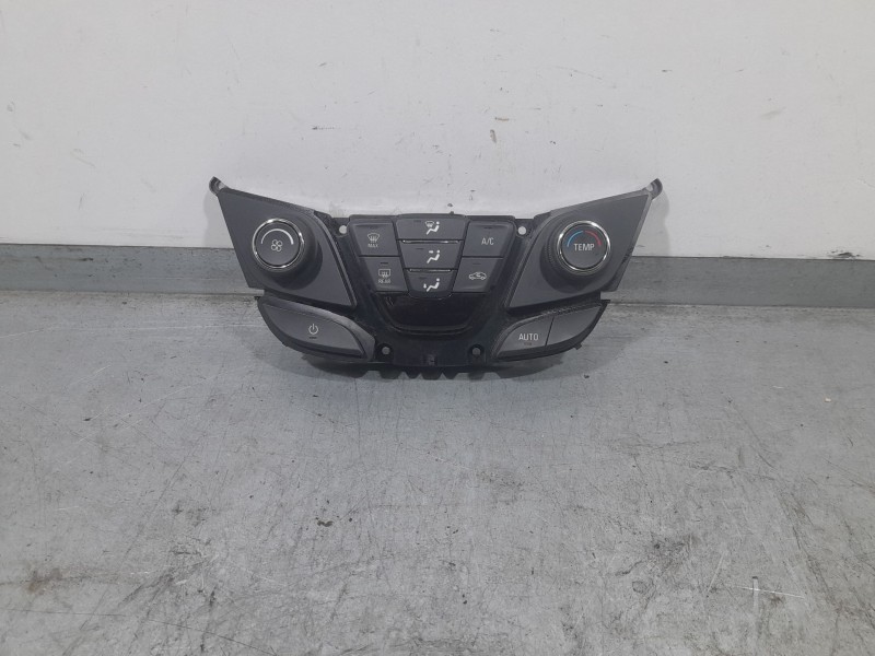 Recambio de mando climatizador para opel insignia berlina selective referencia OEM IAM 26202384  