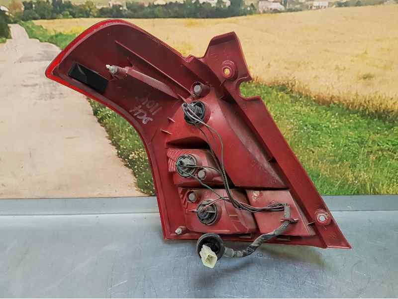 Recambio de piloto trasero derecho para suzuki swift berlina (mz) glx (5-ptas.) referencia OEM IAM   