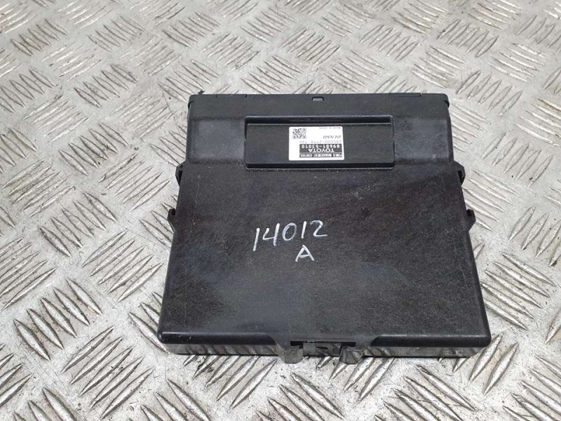 Recambio de modulo electronico para lexus is 300h referencia OEM IAM 8968153010 2850002116 DENSO