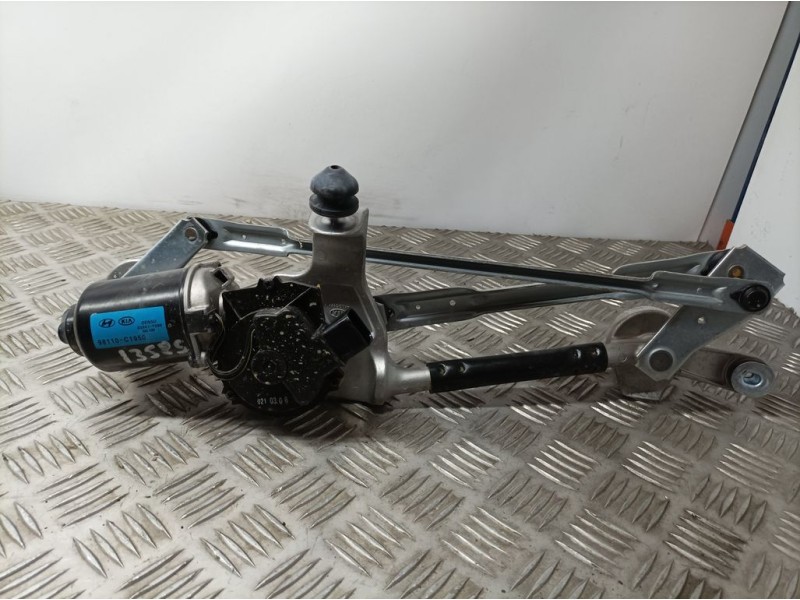 Recambio de motor limpia delantero para kia stonic (ybcuv) black edition referencia OEM IAM 98110C1950 035419390 DENSO