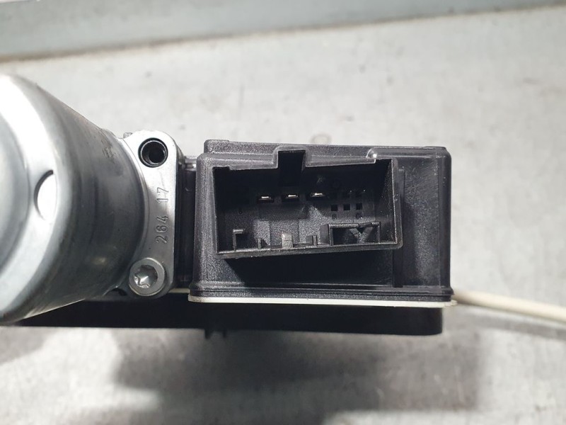 Recambio de elevalunas trasero izquierdo para skoda superb (3v3) active referencia OEM IAM 3V0839461  ELECTRICO 5 PINS