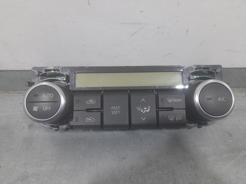 Recambio de mando climatizador para toyota auris active referencia OEM IAM 5590002380  