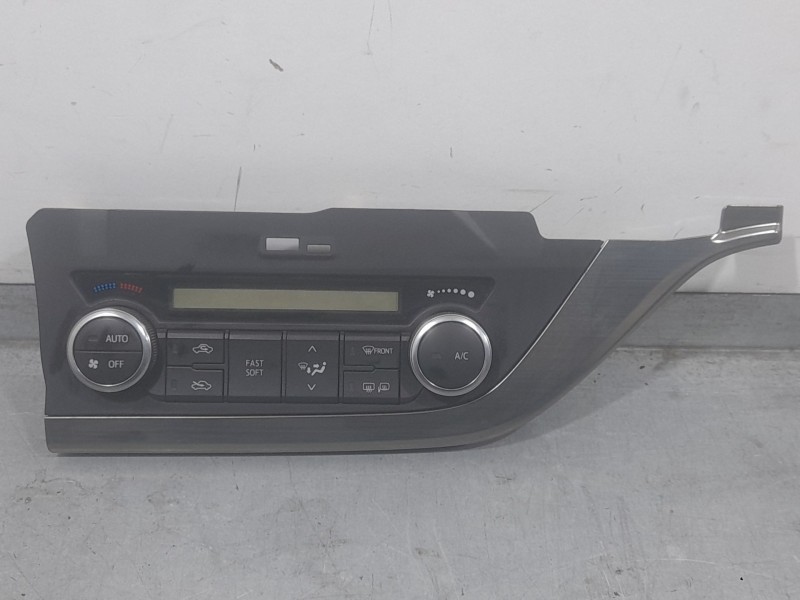 Recambio de mando climatizador para toyota auris active referencia OEM IAM 5590002380  