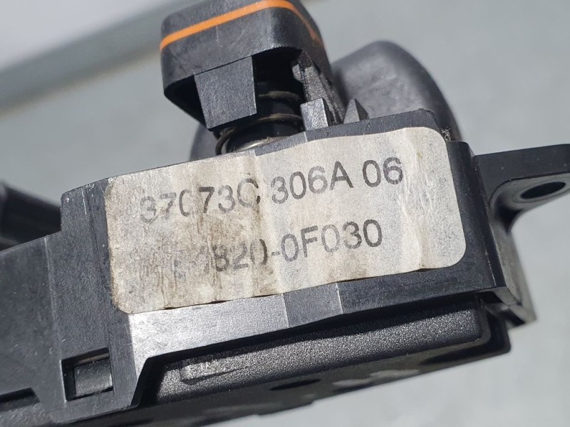 Recambio de mando elevalunas delantero izquierdo para toyota corolla (e12) 1.4 d-4d luna compact referencia OEM IAM 848200F030  