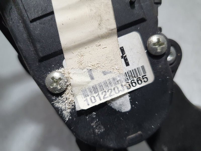 Recambio de potenciometro pedal para hyundai i30 comfort referencia OEM IAM 101220J0665  