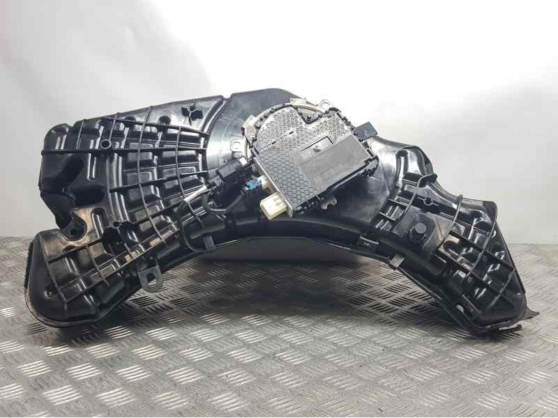 Recambio de deposito adblue para renault captur ii zen referencia OEM IAM 172A24108R 940016691 