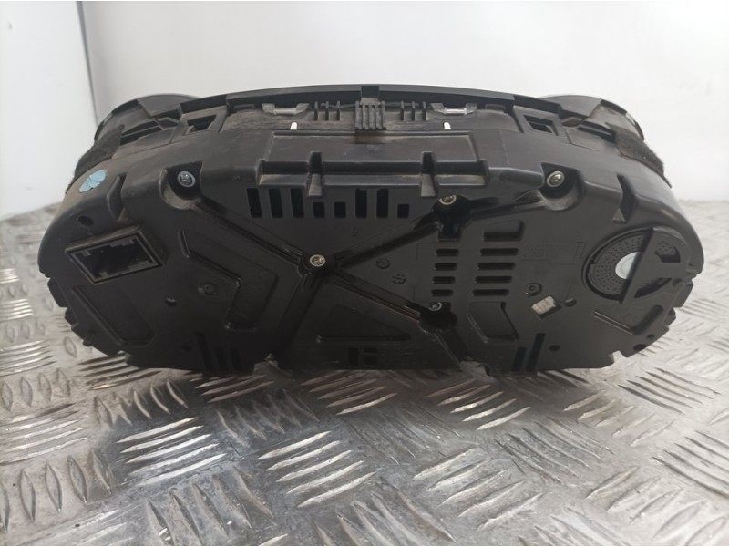 Recambio de cuadro instrumentos para volkswagen polo (6c1) advance bluemotion referencia OEM IAM 6C0920730E A2C96768000 VDO