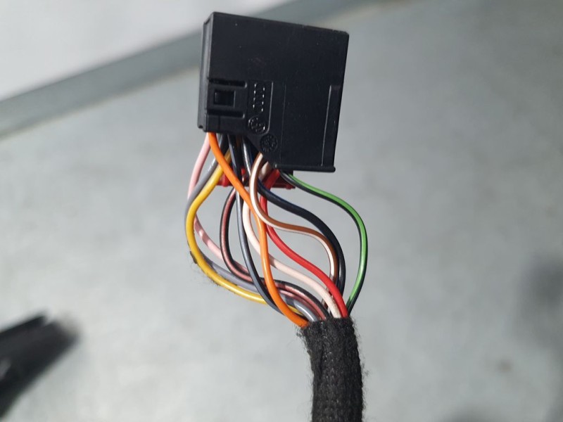 Recambio de retrovisor izquierdo para skoda superb (3v3) active referencia OEM IAM 3V1857507B  ELECTRICO 11 CABLES